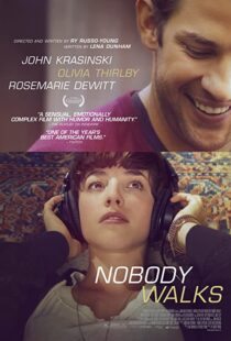 دانلود فیلم Nobody Walks 2012102829-1885463197